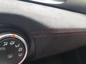 Fiat 124 1.4 MultiAir Turbo Abarth picture 30