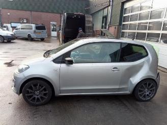 Volkswagen Up! Up! (121), Hatchback, 2011 1.0 12V 75 picture 2