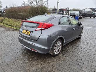 Coche siniestrado Honda Civic 1.4 2013/6