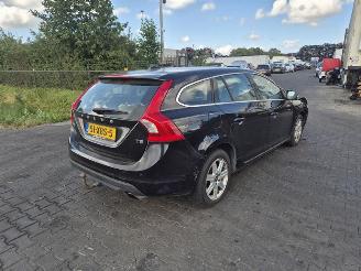 Auto da rottamare Volvo V-60 T3 2012/5