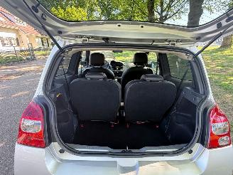 Renault Twingo 50 kW (68 PK) en een cilinderinhoud van 998 cc. picture 15