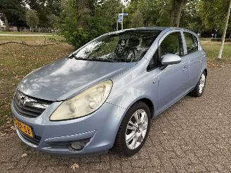 uszkodzony samochody osobowe Opel Corsa  2008/1