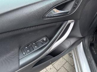 Opel Astra 1.2 Turbo 12V Combi/o  Benzine 1.199cc 81kW (110pk) FWD picture 20