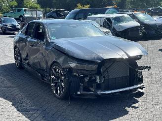 BMW i5 BMW I5 M60 442 KW (601 PK) xDrive 84 kWh panoramadak, carplay, 360 camera picture 2