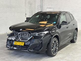 krockskadad bil auto BMW X1 xDrive 30e 1.5 TwinPower Turbo 12V SUV  Elektrisch Benzine 1.499cc 240kW (326pk) 4x4 2022-07 (31EF; 32EF) B38A15P 2025/8