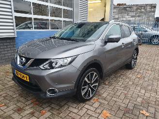 Coche accidentado Nissan Qashqai 1.2 Tekna 2016/9