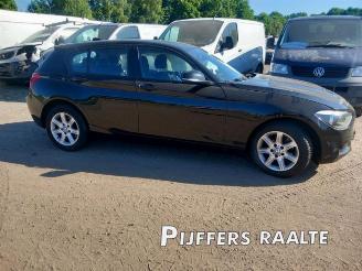 Coche siniestrado BMW 1-serie 1 serie (F20), Hatchback 5-drs, 2011 / 2019 114i 1.6 16V 2014/3