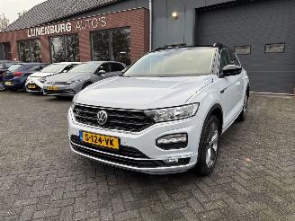 Vaurioauto  passenger cars Volkswagen T-Roc 1.6 TDI Style Business (SUV 5-dr.) 2019/1