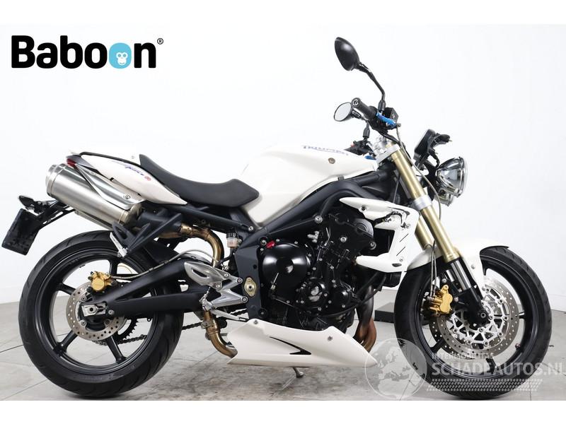 Triumph Street Triple 