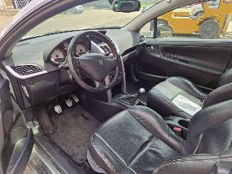 Peugeot 207 207cc 1.6 16v T-sport picture 9