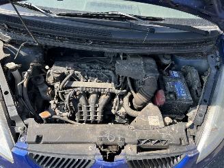 Mitsubishi Colt 1.5-16V picture 6