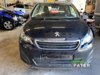 Peugeot 108 108, Hatchback, 2014 1.0 12V picture 2