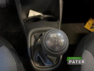 Peugeot 108 108, Hatchback, 2014 1.0 12V picture 9