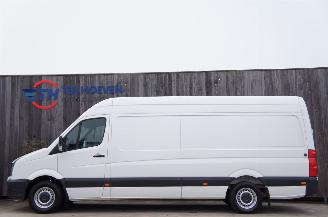 damaged passenger cars Volkswagen Crafter 2.0 TDi Maxi L3H2 Airco Stoelverwarming PDC 100KW Euro 5 2012/7