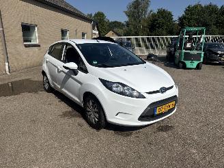 Avarii autoturisme Ford Fiesta 1.25 Ghia REST BPM €150,-!!! 2012/1