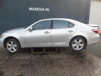rozbiórka samochody osobowe Lexus LS LS (F4), Sedan, 2006 / 2017 460 4.6 32V VVT-i 2007/2