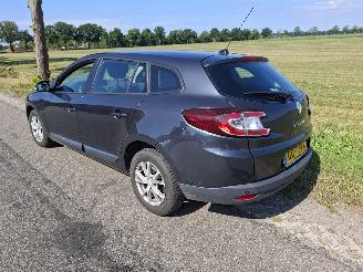 Renault Mégane Estate 1.5 Dcif picture 3