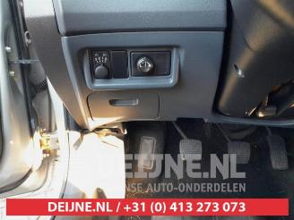 Nissan Primera Primera (P12), Hatchback, 2002 / 2008 1.8 16V picture 19