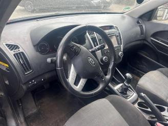 Kia Cee d  picture 4