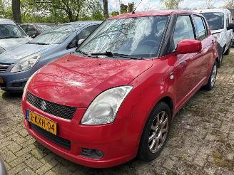 Auto incidentate Suzuki Swift Swift (ZA/ZC/ZD1/2/3/9) Hatchback 2005 / 2010 - 1.5 VVT 16V Hatchback  Benzine 1.490cc 75kW (102pk) FWD 2005-02/2010-09 (EZC21; MZA21; MZC21; NZA21; NZC21) M15A 2007/6
