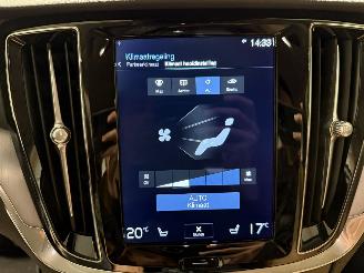 Volvo V-60 2.0 B3 120kW Automaat Momentum Advantage picture 17