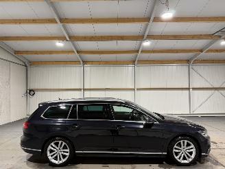 skadebil auto Volkswagen Passat 1.5TSI 110kW Automaat Highline Business R Pano 2019/7