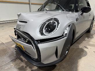 Mini Electric 33kWh 135kW Essential picture 24