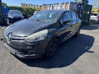 Purkuautot passenger cars Renault Clio  2016/1
