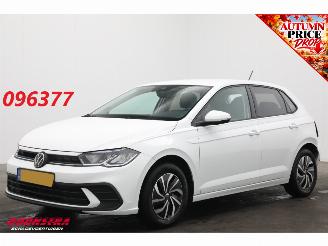 Vaurioauto  passenger cars Volkswagen Polo 1.0 TSI Life Edition ACC Airco Virtual Apple/Android PDC 2024/9