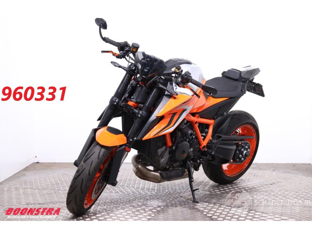 KTM  1290 SuperDuke R ABS Austin Racing Cruise