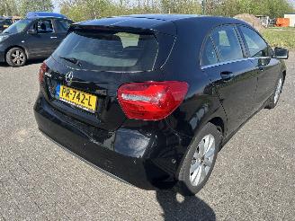 Mercedes A-klasse 180 D   ( schadevrij ) picture 5