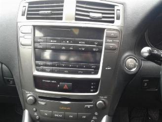 Vrakbiler auto Lexus IS IS (E2), Sedan, 2005 / 2013 220d 16V 2009