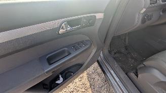 Volkswagen Touran  picture 12
