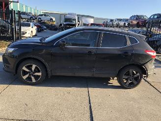 Auto incidentate Nissan Qashqai 12i 85kW E6 PANO NAVI 2016/3