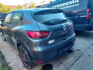 Renault Clio  picture 7