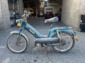 Vaurioauto  bicycles Overige  Flandria Diana klassieke bromfiets uit belgie 1971/1
