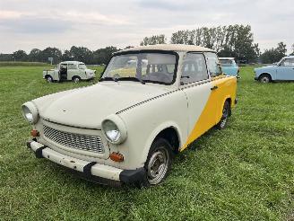 uszkodzony samochody osobowe Trabant P 601 OPKNAPPER / RESTAURATIE PROJECT 1986/1