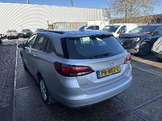 Coche accidentado Opel Astra SPORTS TOURER  1.0Online Edition 2017/6