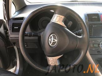 Toyota Auris Auris (E15), Hatchback, 2006 / 2012 1.6 Dual VVT-i 16V picture 11
