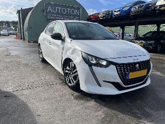 Schadeauto Peugeot 308 1.2 pureTech allure pack 2023/1
