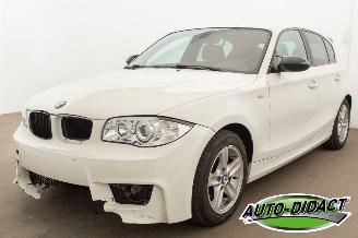 Vaurioauto  passenger cars BMW 1-serie 118d Clima 2009/6