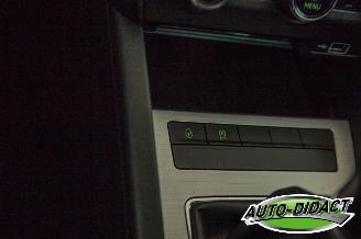 Skoda Octavia 1.0 TSI Clima Navi Greentech Ambition Business picture 11