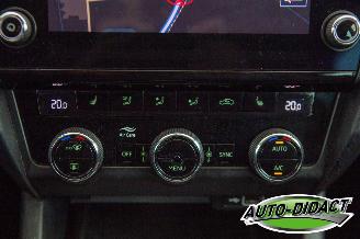 Skoda Octavia 1.0 TSI Clima Navi Greentech Ambition Business picture 9