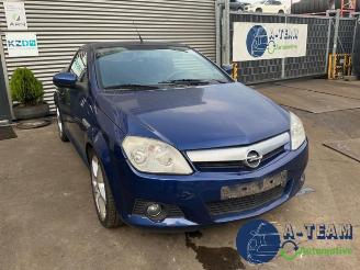 rozbiórka samochody osobowe Opel Tigra Tigra Twin Top, Cabrio, 2004 / 2010 1.4 16V 2004/11