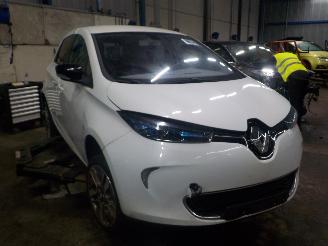 Renault Zoé Zoé (AG) Hatchback 5-drs 46kW (5AM-450(5AM-B4)) [46kW]  (06-2012/...=
) picture 2