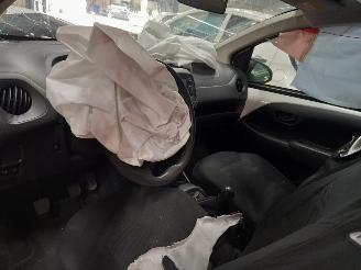 Toyota Aygo Aygo (B40) Hatchback 1.0 12V VVT-i (1KR-FE) [51kW]  (05-2014/06-2018) picture 5