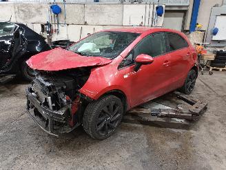 Salvage car Kia Rio Rio III (UB) Hatchback 1.2 CVVT 16V (G4LA) [62kW]  (09-2011/12-2017) 2016/2