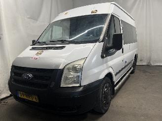 Damaged car Ford Transit Transit Bus 2.2 TDCi 16V (P8FA(Euro 4)) [63kW]  (04-2006/08-2014) 2009/2