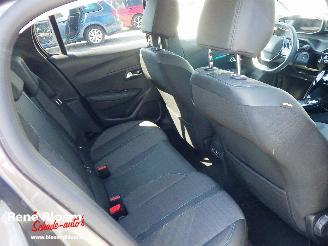 Peugeot 208 1.2 Puretech Allure Pack Aut picture 15