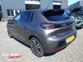 Peugeot 208 1.2 Puretech Allure Pack Aut picture 5